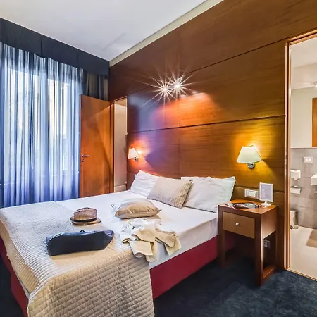 Alojamento de Acomodação e Pequeno-almoço Rovati 3*